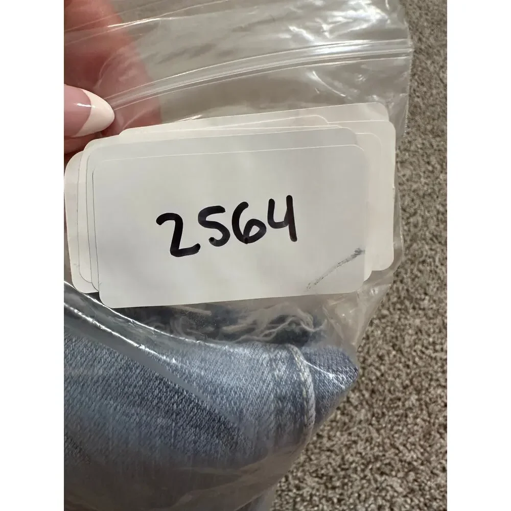 FLYING MONKEY Women's Polite High Rise Crop Straight Jeans Size 26 In Light - Picture 13 of 13